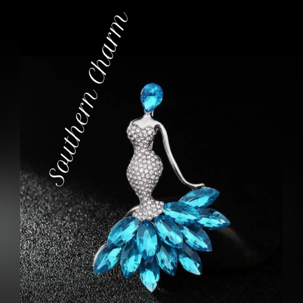 🆕 Beautiful Mermaid Brooche